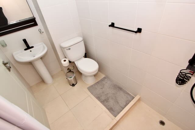 VENDO CASA TIPO TOWN HOUSE EN LA JACOBO MAJLUTA en República Dominicana