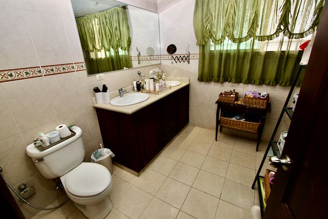 VENDO PENTHOUSE EN NACO DE TRES NIVELES en República Dominicana