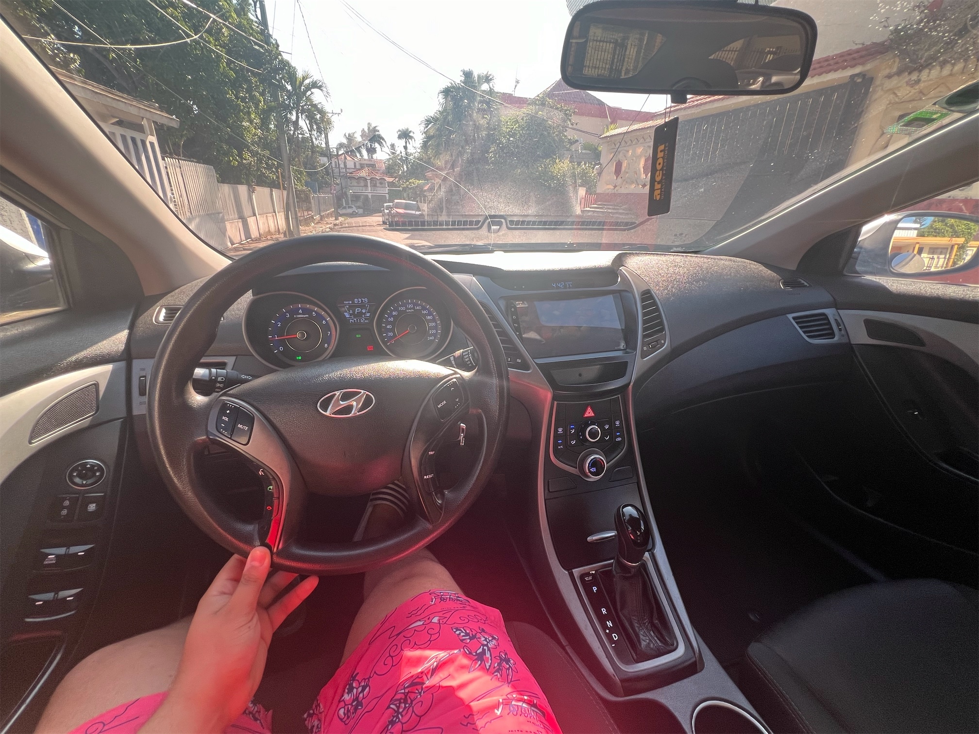 SE VENDE HYUNDAI AVANTE 2014 GLP FULL