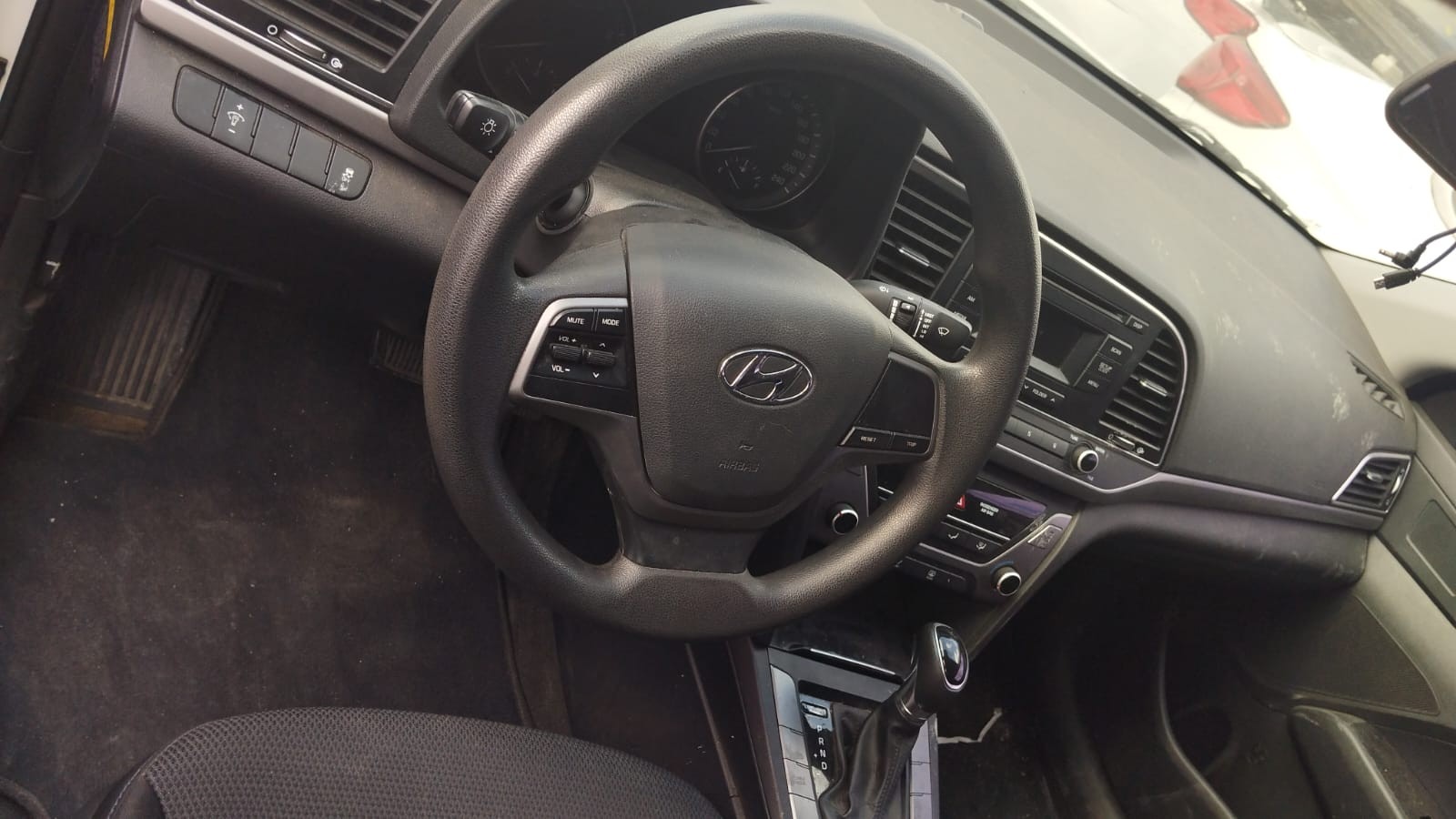 HYUNDAI AVANTE 2018 BLANCODESDE: RD$730,100.00