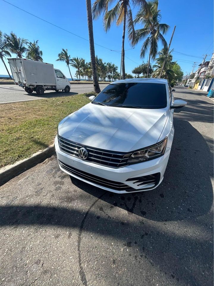 Vw passat Rline 2017 Traspaso disponible