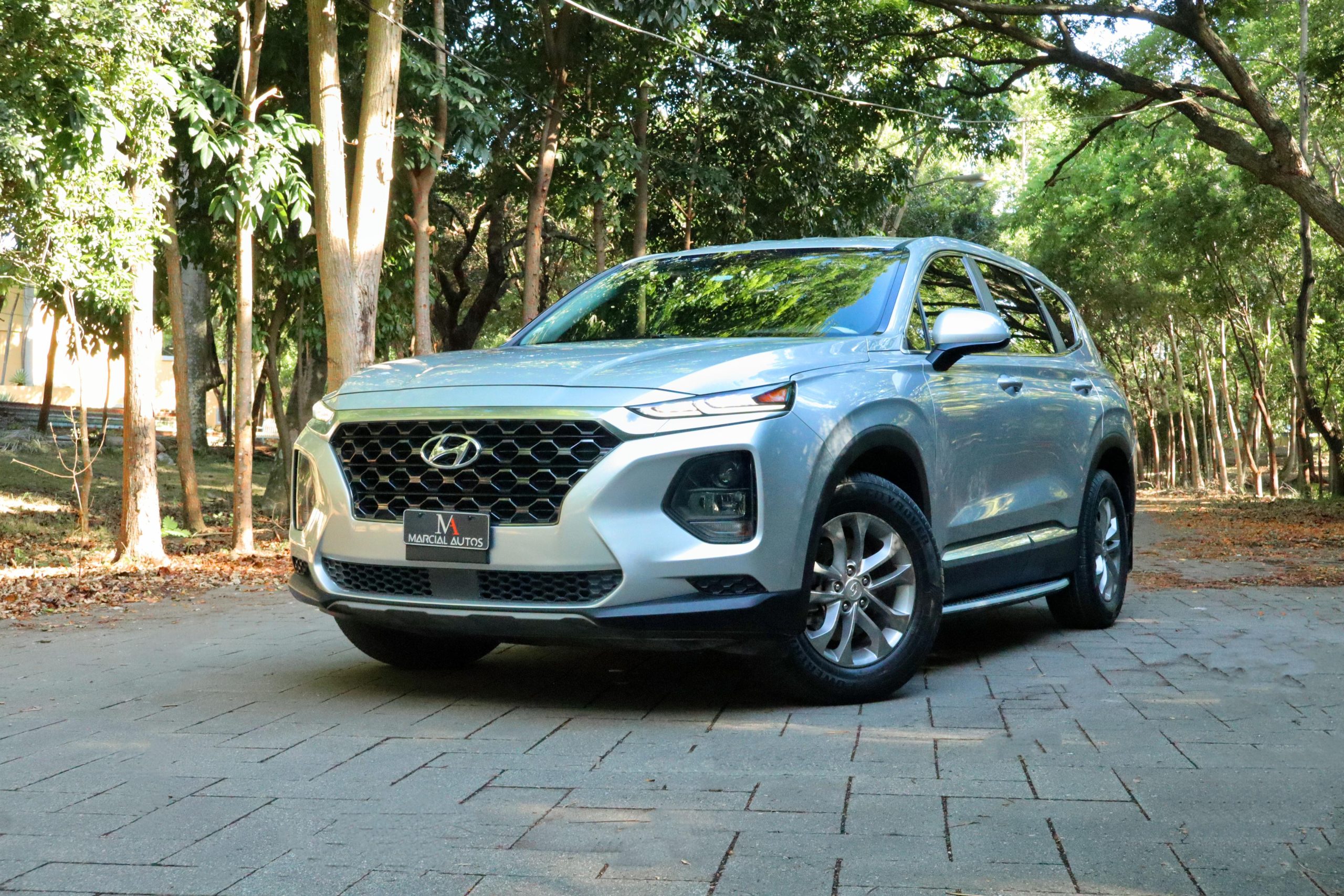 Excelente condiciones hyundai santa fe 2019