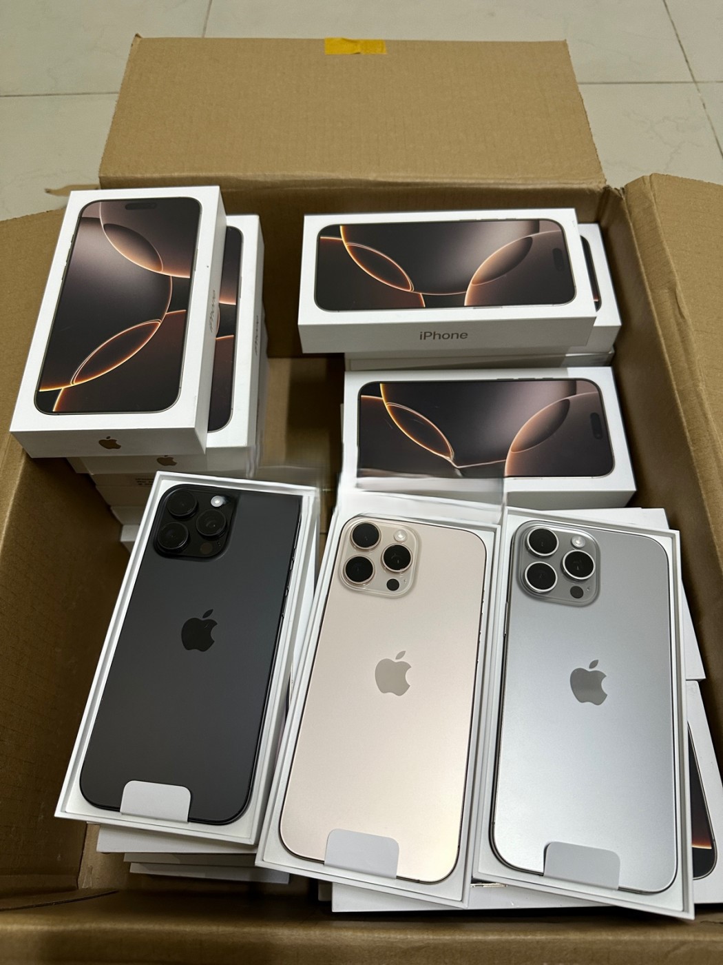 Apple iPhone 16 Pro Max, iPhone 16 Pro, iPhone 16, iPhone 16 Plus, iPhone 15 Pro Max, iPhone 15 Pro, iPhone 15, iPhone 15 Plus, iPhone 14 Pro Max, 14 Pro, Samsung Galaxy S25 Ultra , Samsung Z Fold6, Samsung Z Flip6, Sony PlayStation PS5 Pro Console