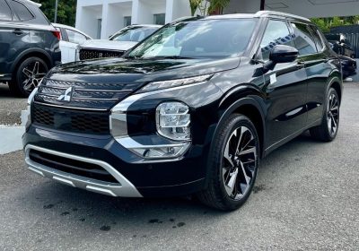 carros.charlies.dealer.Mitsubishi.outlander.2025.us54000.nueva_.negra_.1-1