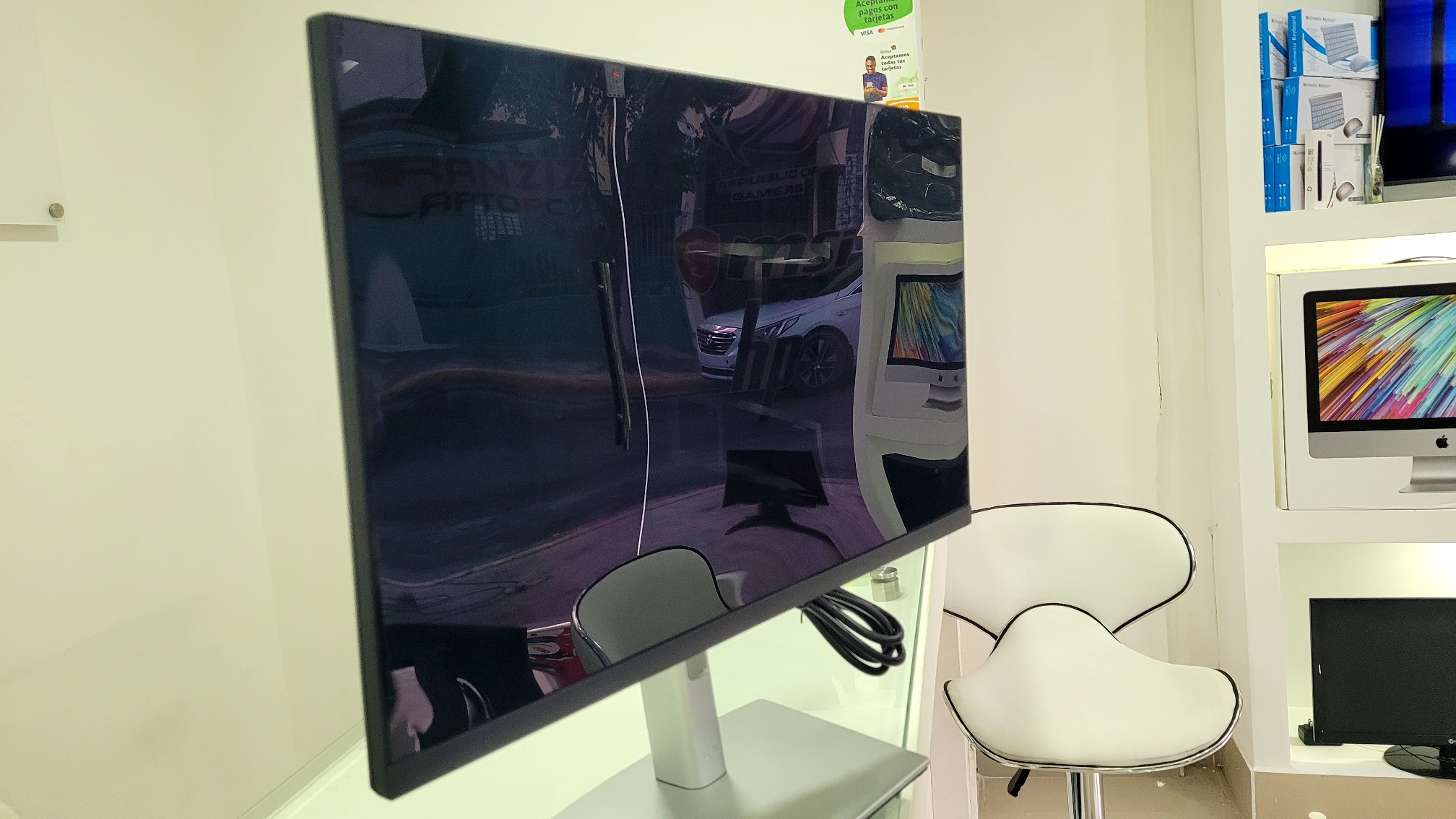 Macbook Pro Retina 15 Pulg Core i7 Ram 16gb Disco SSD 512GB 2015 EN CAJA en República Dominicana