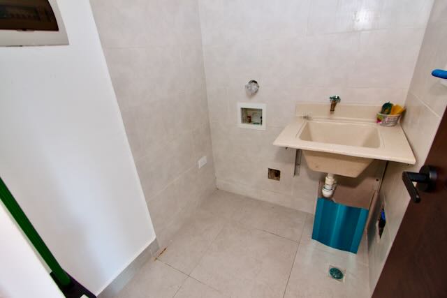 ALQUILO APARTAMENTO EN EVARISTO MORALES CON PISCINA en República Dominicana