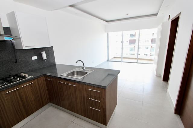 ALQUILO APARTAMENTO EN EVARISTO MORALES CON PISCINA en República Dominicana