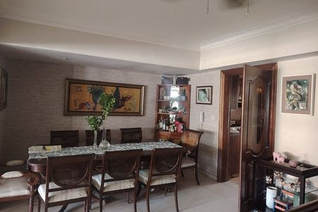 VENDO APARTAMENTO EN EVARISTO MORALES CLASICO en República Dominicana