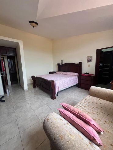 Casa en venta en Arroyo Manzano, Santo Domingo, Distrito Nacional.