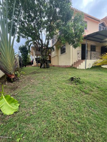 Casa en venta en Arroyo Manzano, Santo Domingo, Distrito Nacional.