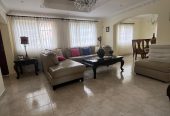 Casa en venta en Arroyo Manzano, Santo Domingo, Distrito Nacional.
